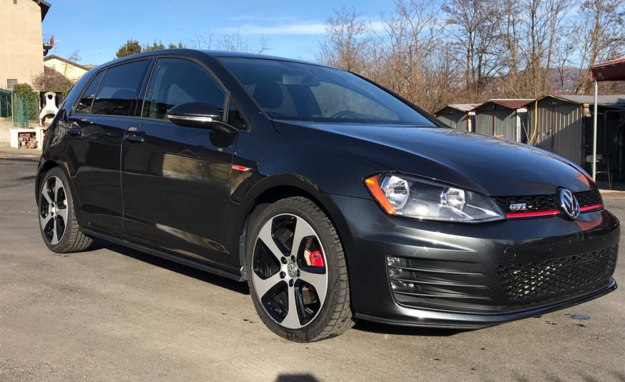 Volkswagen Golf GTI