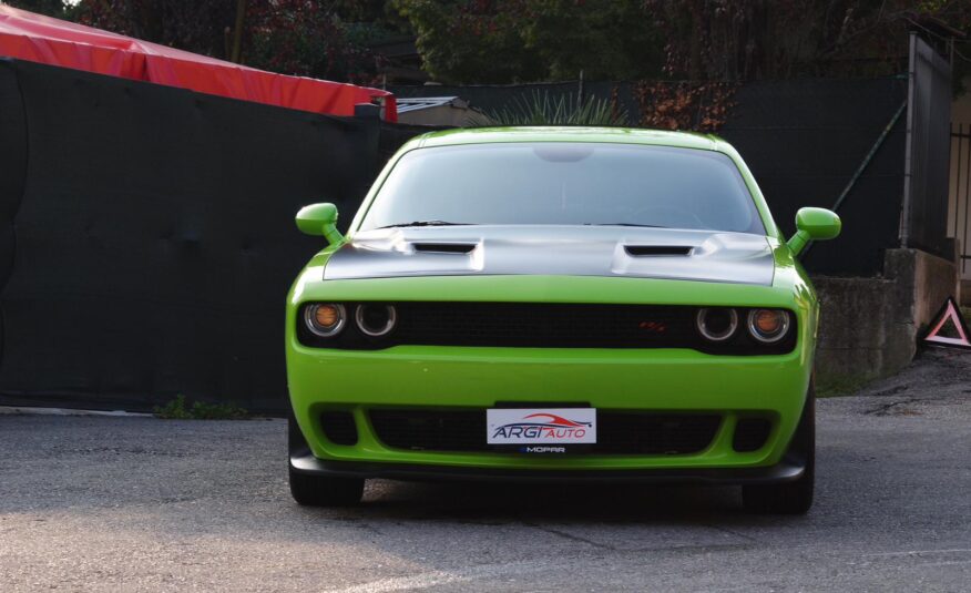 Dodge Challenger 5,7 L V8 Hemi