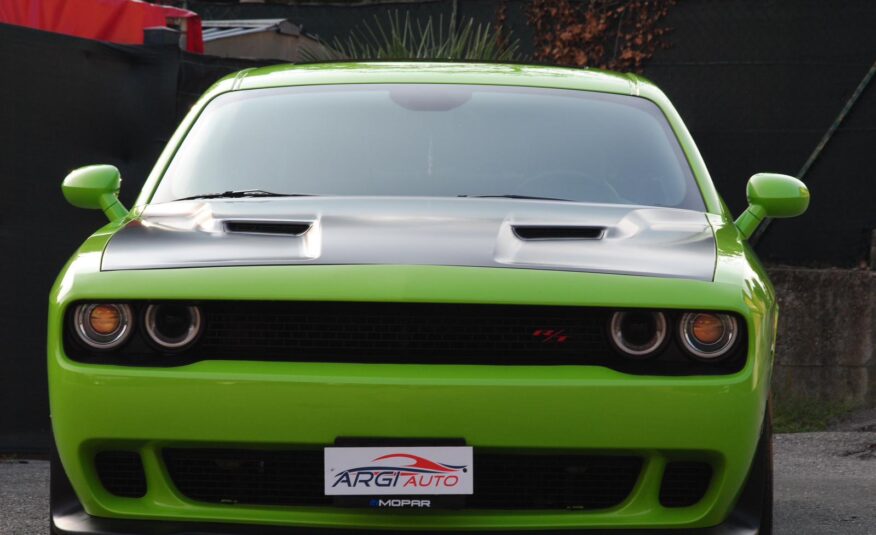 Dodge Challenger 5,7 L V8 Hemi