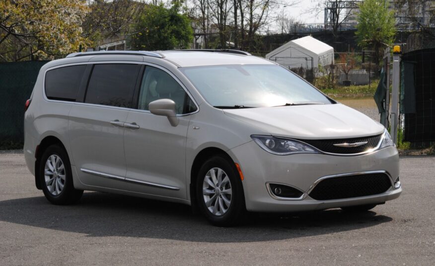 Chrysler Pacifica – Limited