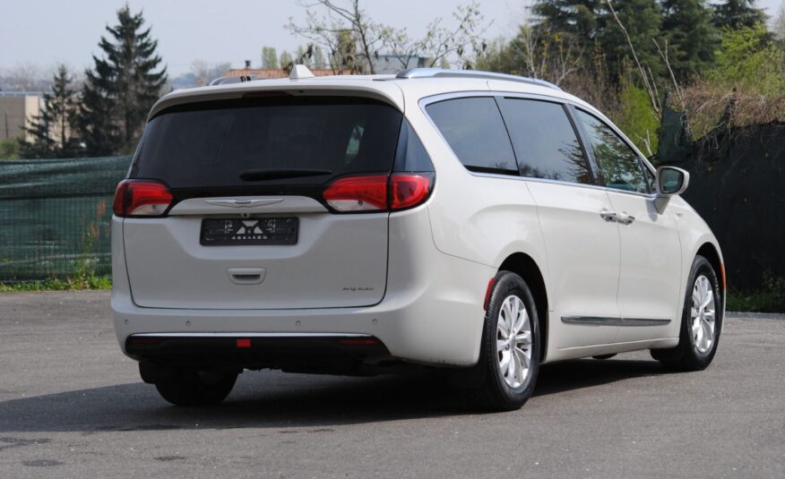 Chrysler Pacifica – Limited